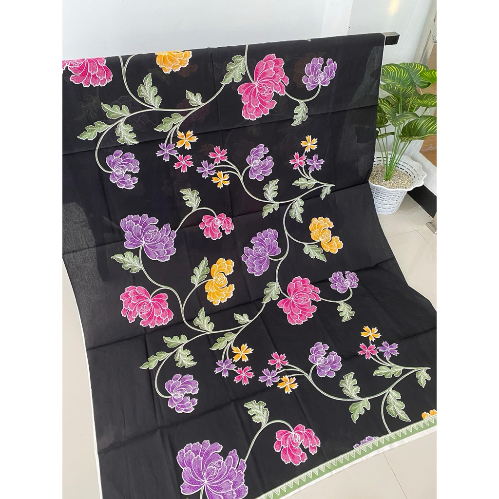 Batik Solo Kekinian Motif Bunga Teratai Jalar