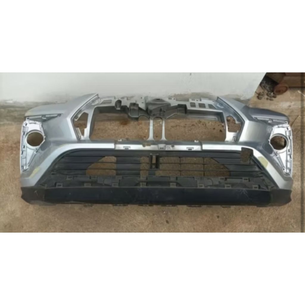 bemper depan avanza veloz 2023 original copotan