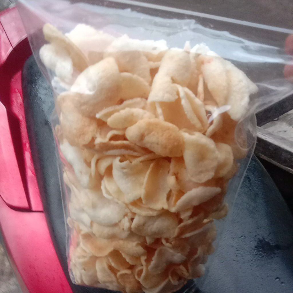 

krupuk Unyil pedas manis