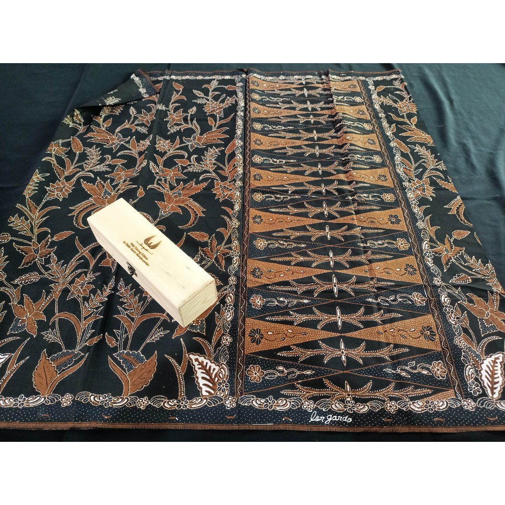 Sarung Batik Full Tulis Lar Gurda Original N1