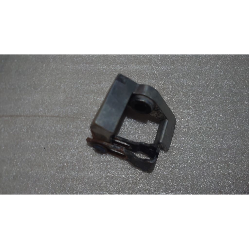 KNOCKER SAMBUNGAN HANDLE BEAT FI ESP, BEAT POP, STREET, VARIO 110 FI K81