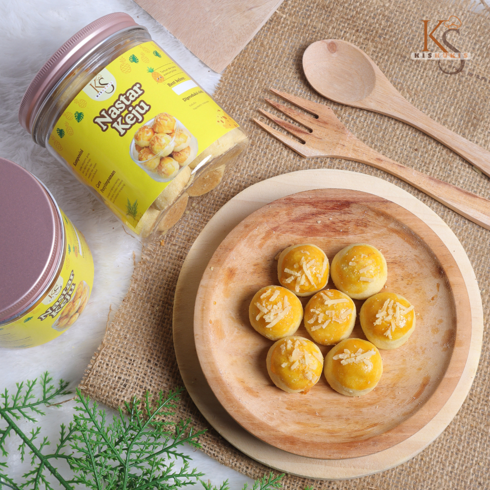 

KisKukis - Nastar Keju Kue Kering Parcel Lebaran Natal Imlek Ramadhan Idul Fitri Bingkisan Camilan