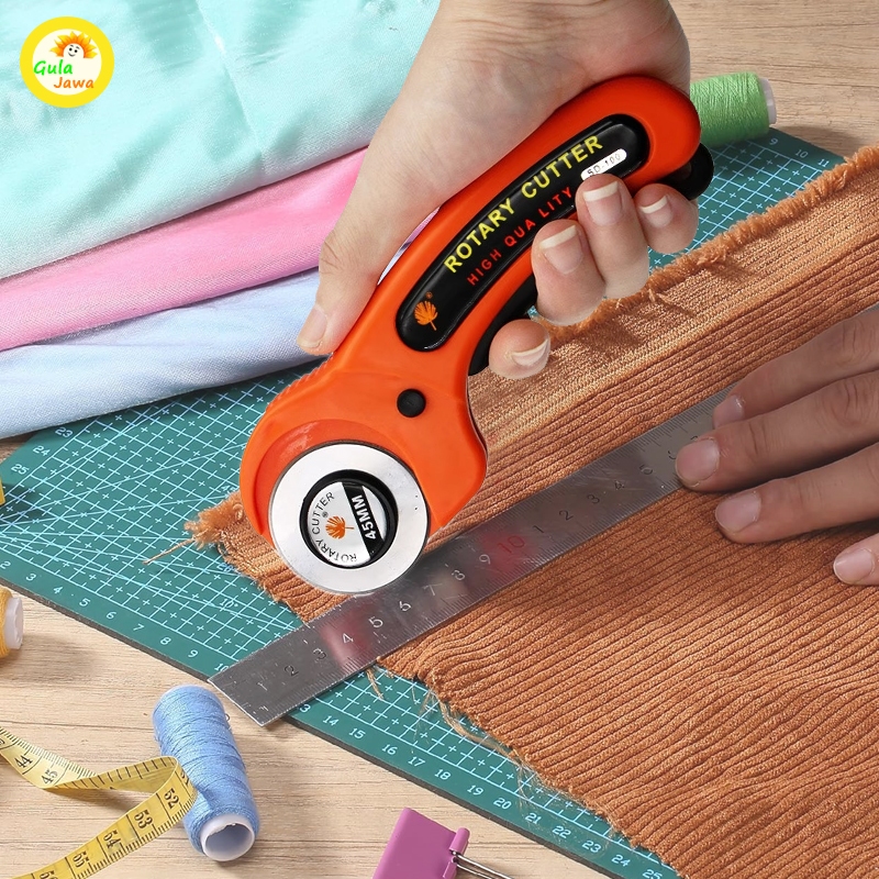 

Roller Cutter Perforasi 45mm + Pisau Cadangan Alat Potong Kertas Kulit