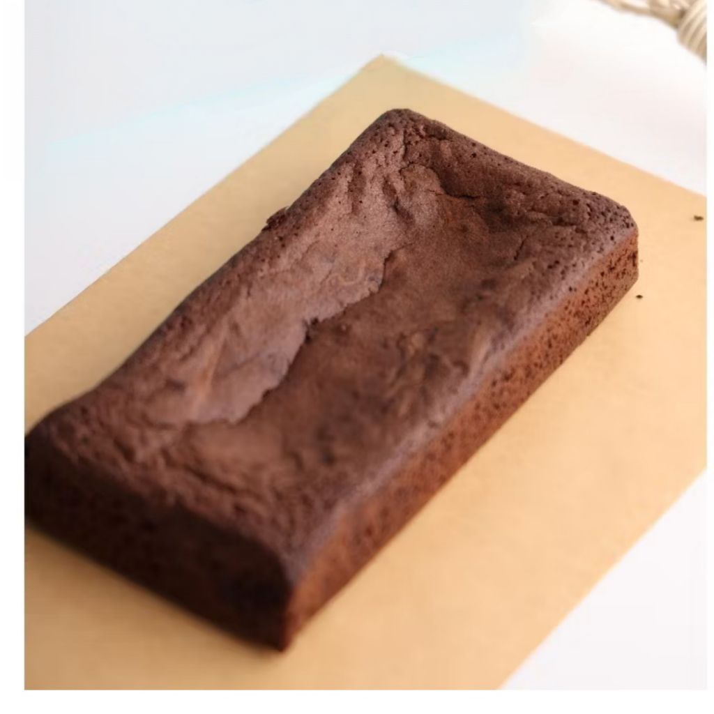 

Fudgy Chocolate Brownies Premium - Firyal Brownies