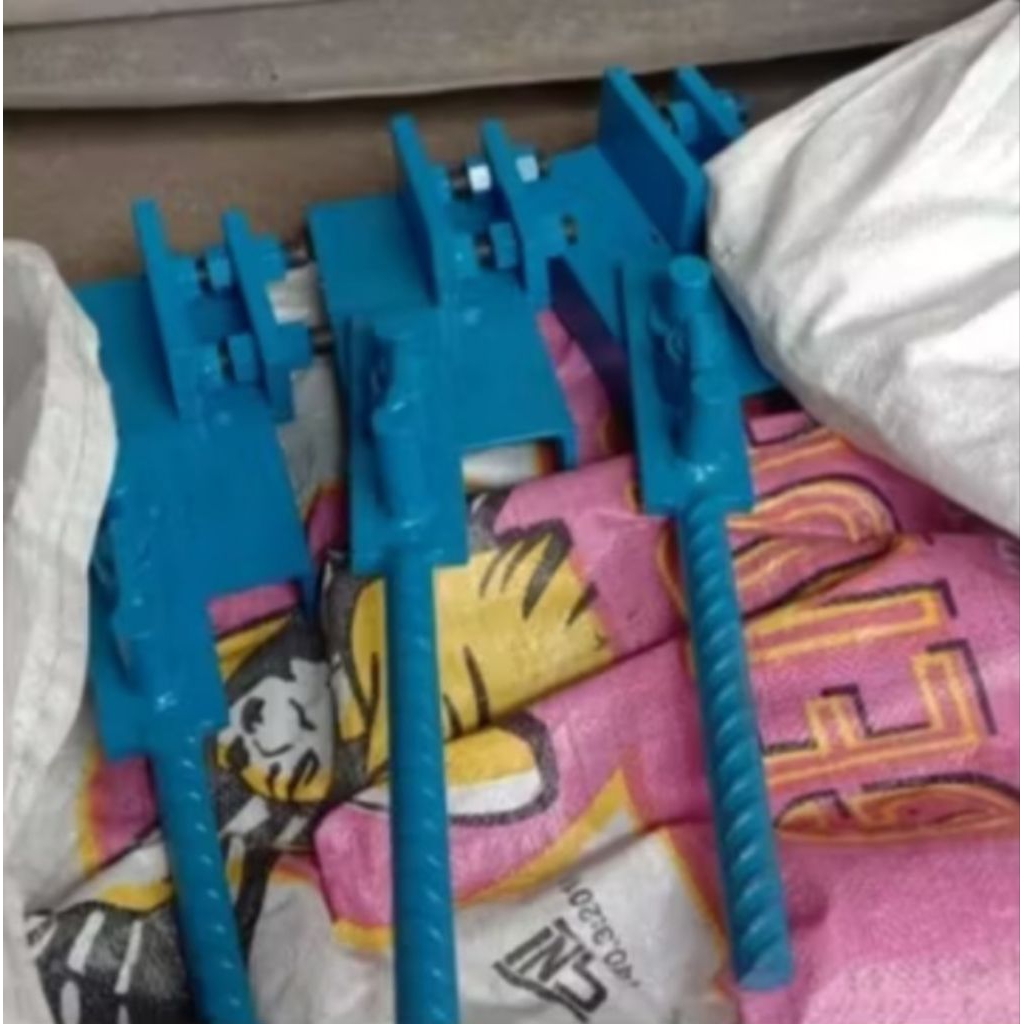 Bamboogrove_ Alat Penekuk Besi Behel ( Besi 16 Mm )