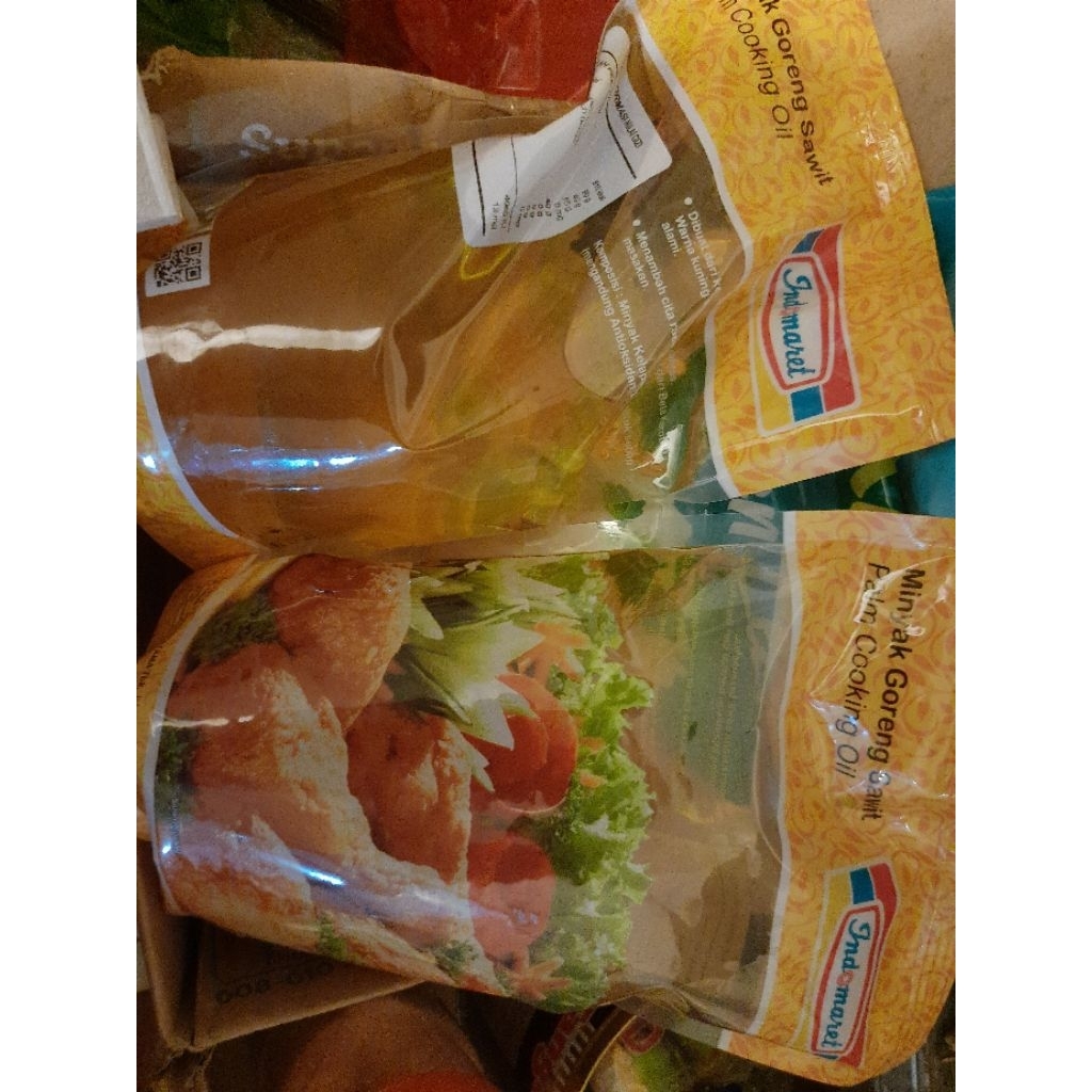 

Minyak Goreng Premium 2 liter random sunco sania bimoli sovia idm