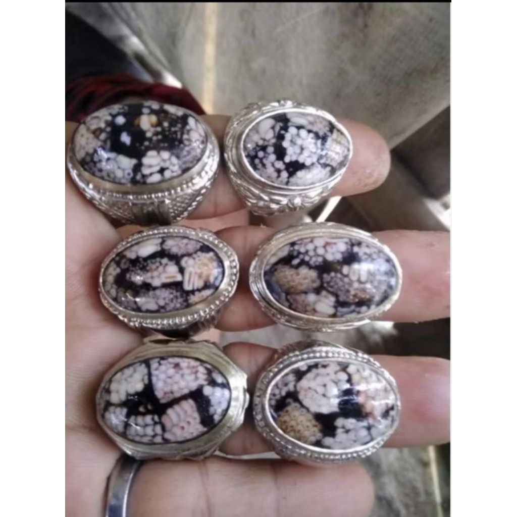 Batu jhipen motif pit0N