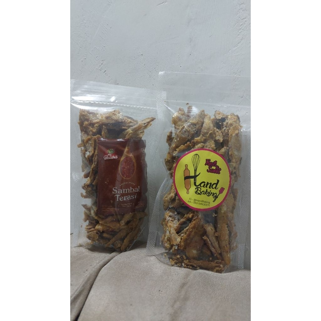 

WADER CRISPY free sambal terasi