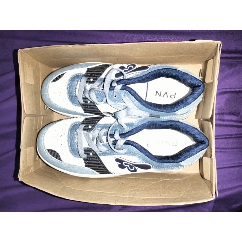 sepatu pvn