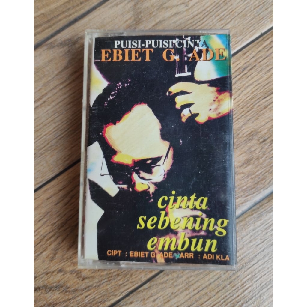 kaset pita puisi puisi cinta EBIET G ADE