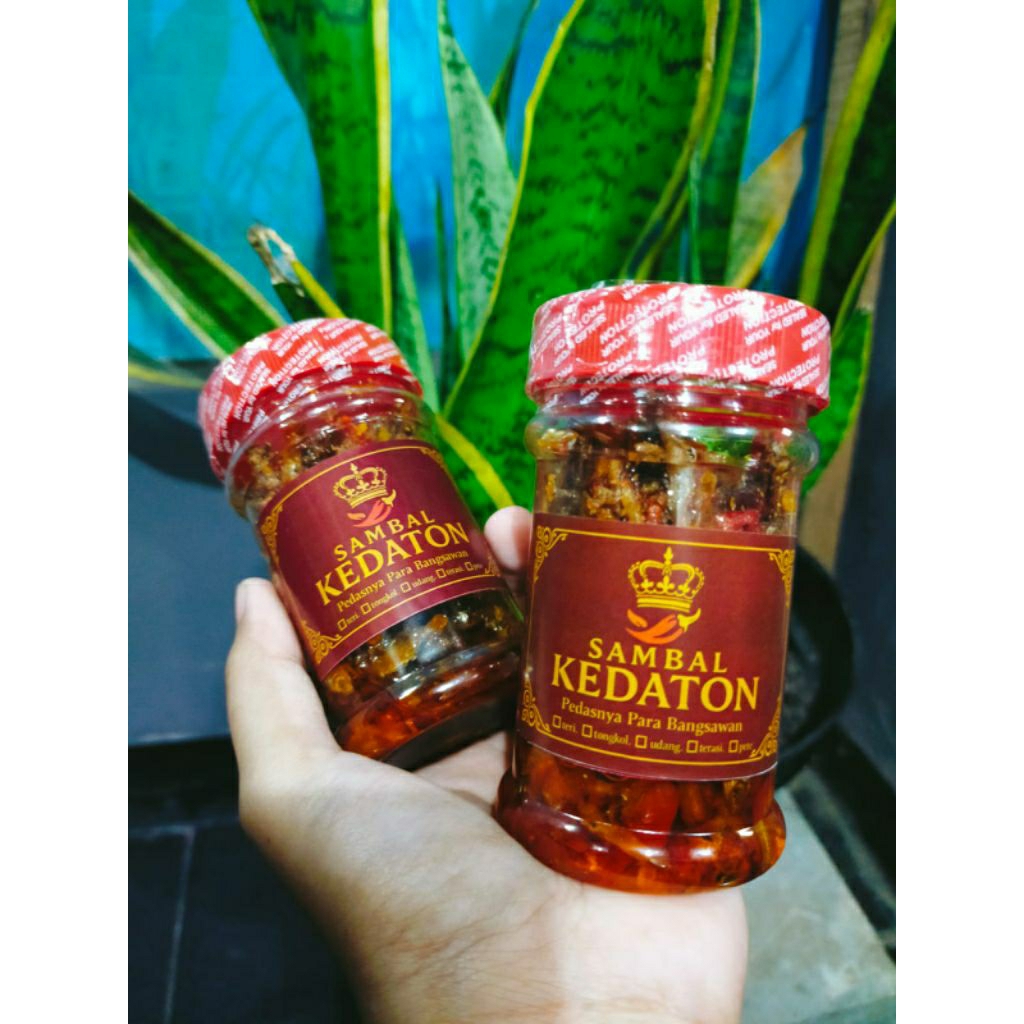 

Sambal/Cumi/Tongkol/Teri/Pete/Udang/Eby/Klotok Kedaton 2pc (300Gr) Pedasnya Bangsawan
