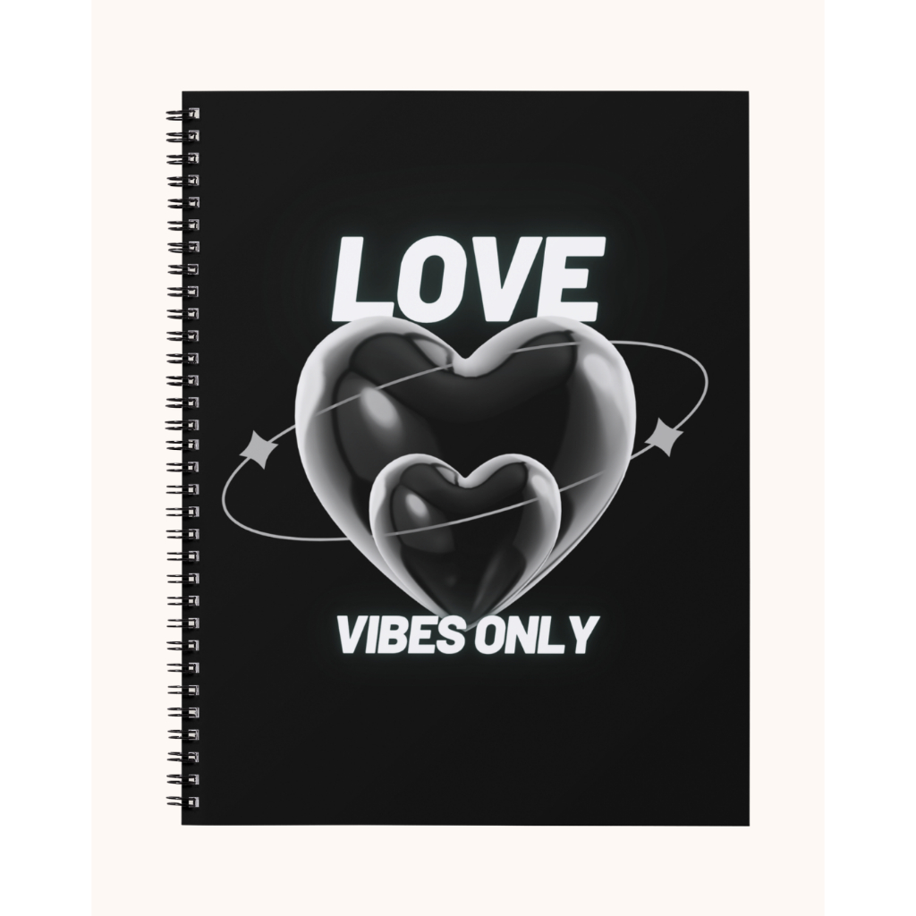 

Notebook Reflektif A5 Spiral – 50 Halaman Hitam Putih | HVS 80gsm & 100gsm – Love Vibes Only