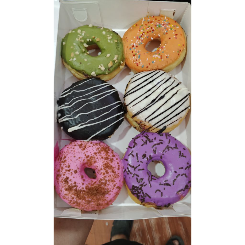 

Donut aneka rasa