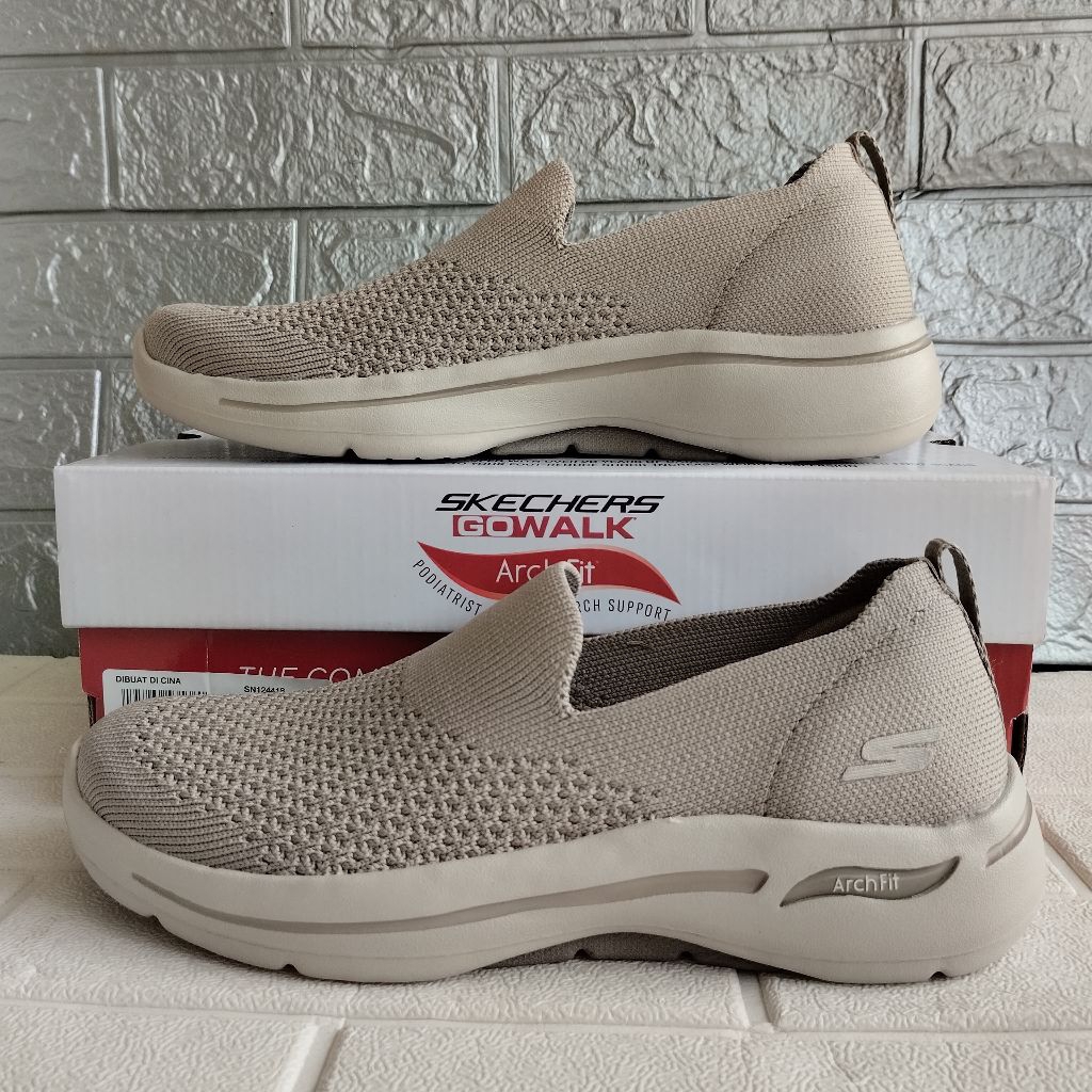 Sepatu Skechers Go Walk Arch Fit Delora Cewek Sale