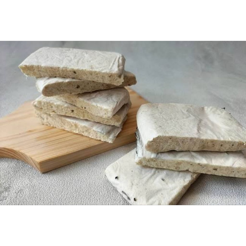 

Tempe Menjes - Olahan kedelai