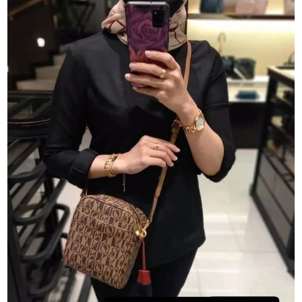 Sling bag Bonia original