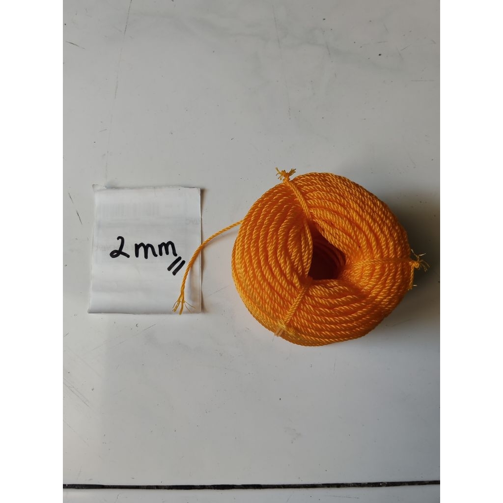 

Tali Tampar atau Tali Plastik PE Ukuran 1,5MM dan 2MM Per Roll Warna (ORANGE)