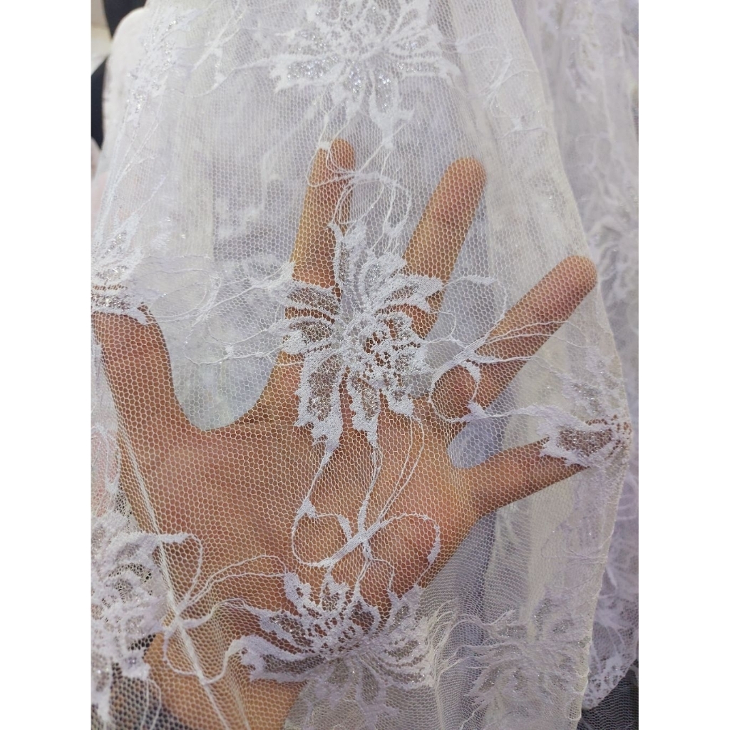 kain brokat motif - kain brokat gliter  - kain brokat kebaya bali - kain brokat luxury ( putih )