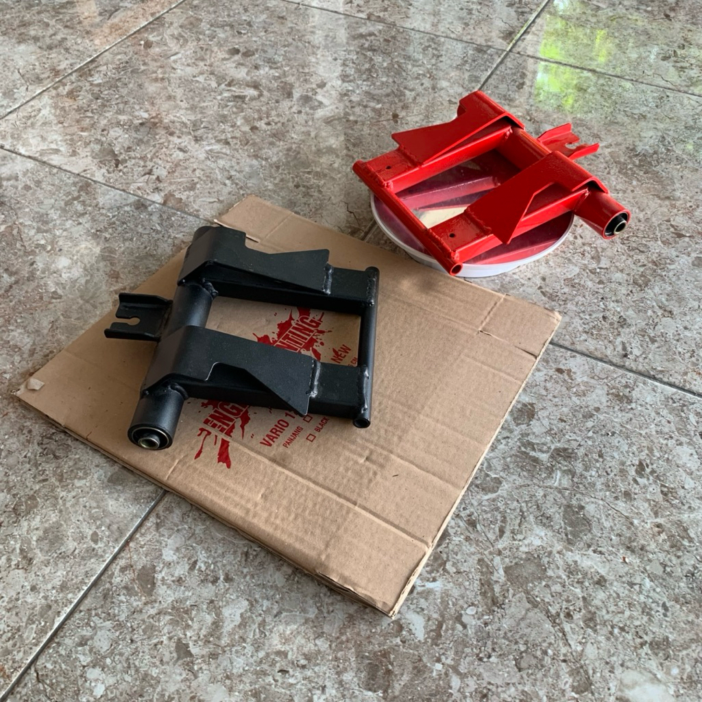 ENGINE MOUNTING VARIO 125/150 NEW VARIO 125/150 LED