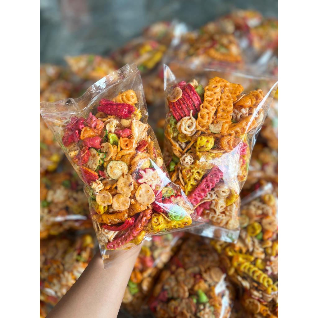 

Seblak Kering MIX - Ukuran Kemasan 250 gr / gram - Makanan Ringan Cemilan Kerupuk