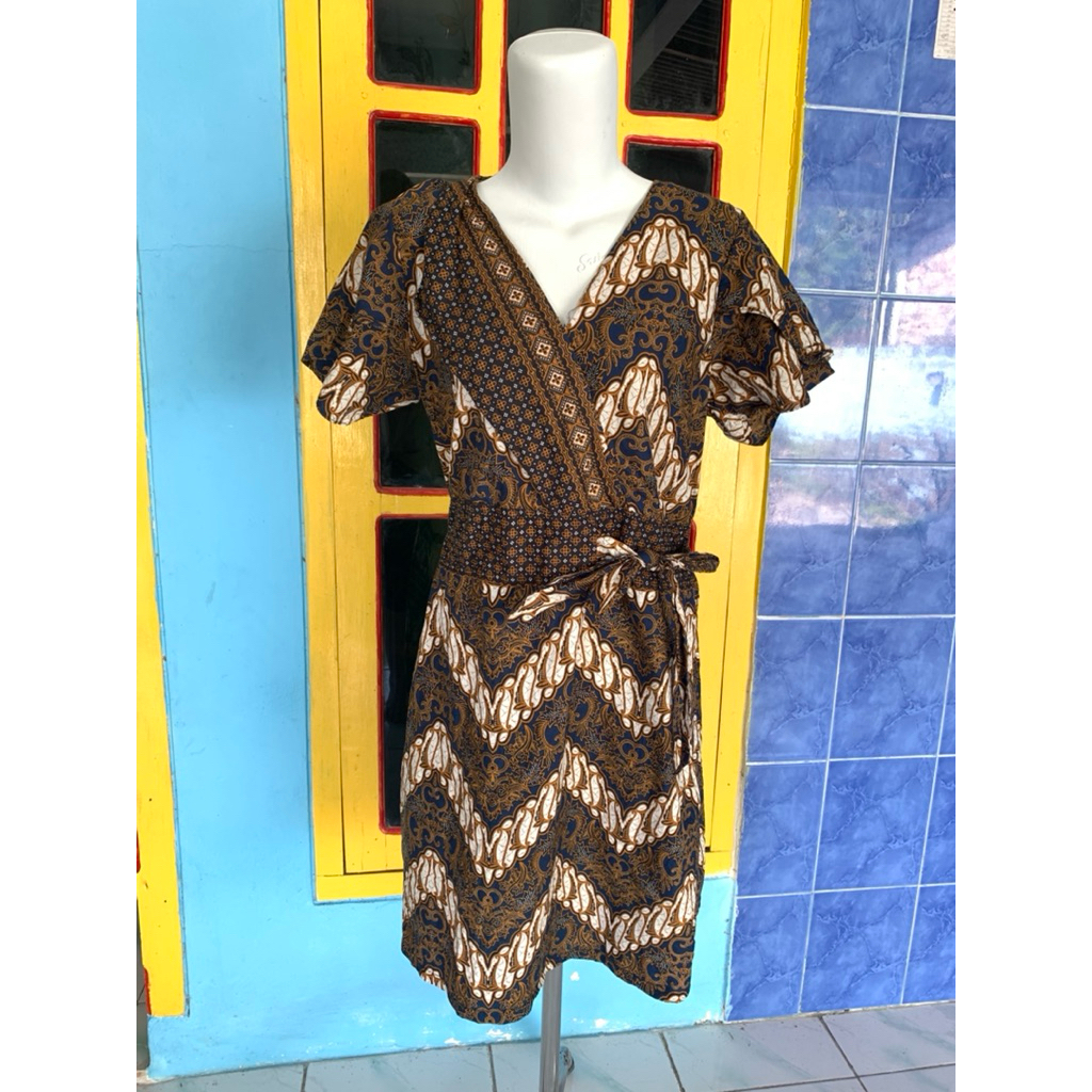 Preloved midi dress batik branded