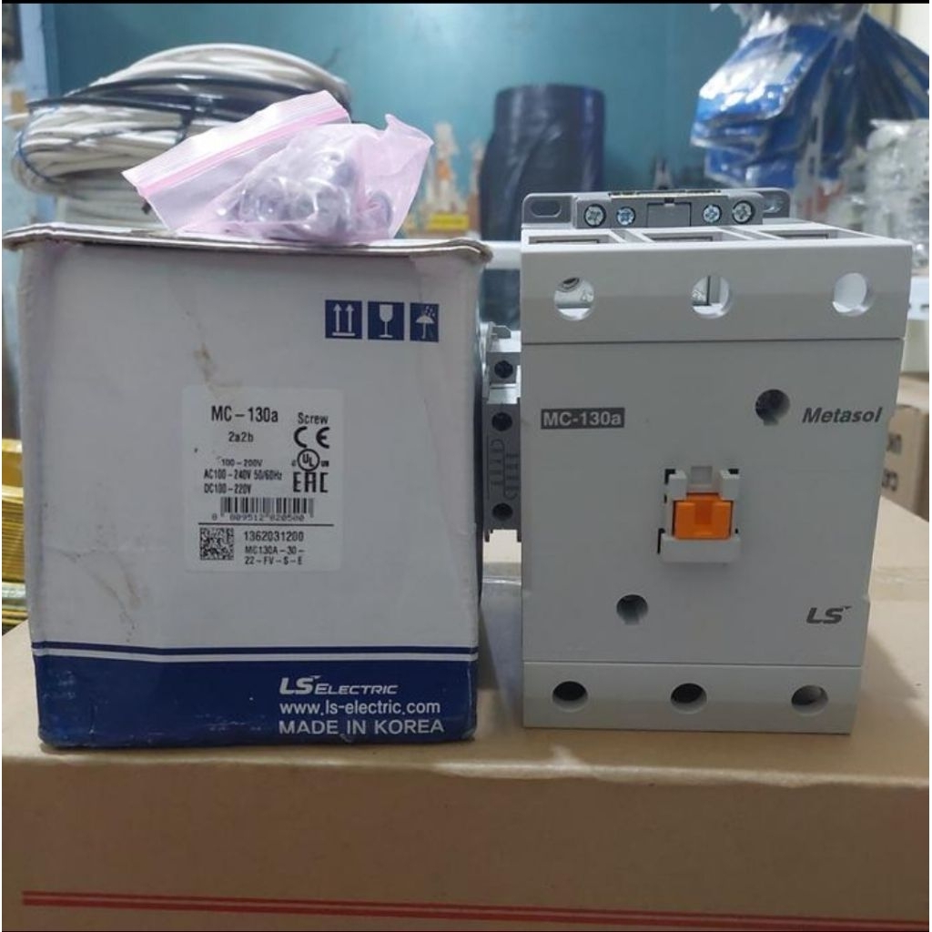 KONTAKTOR/CONTACTOR LS MC-130a 220V ORIGINAL