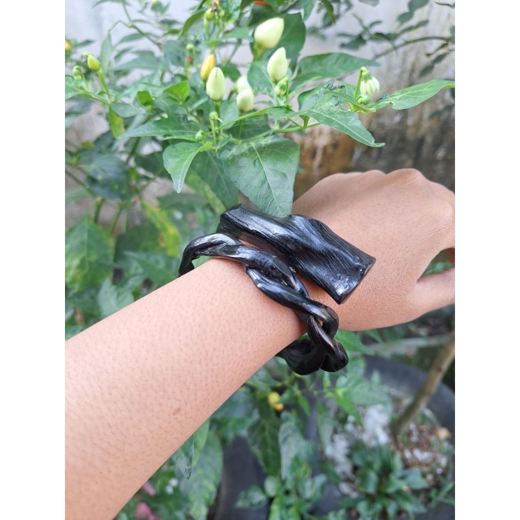 Gelang Akar Bahar Hitam lilit