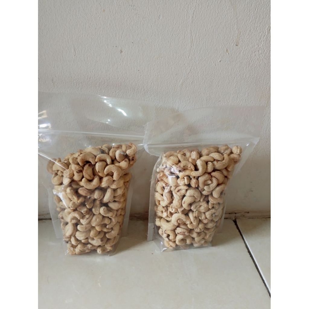 

Kacang mete super grade AA
