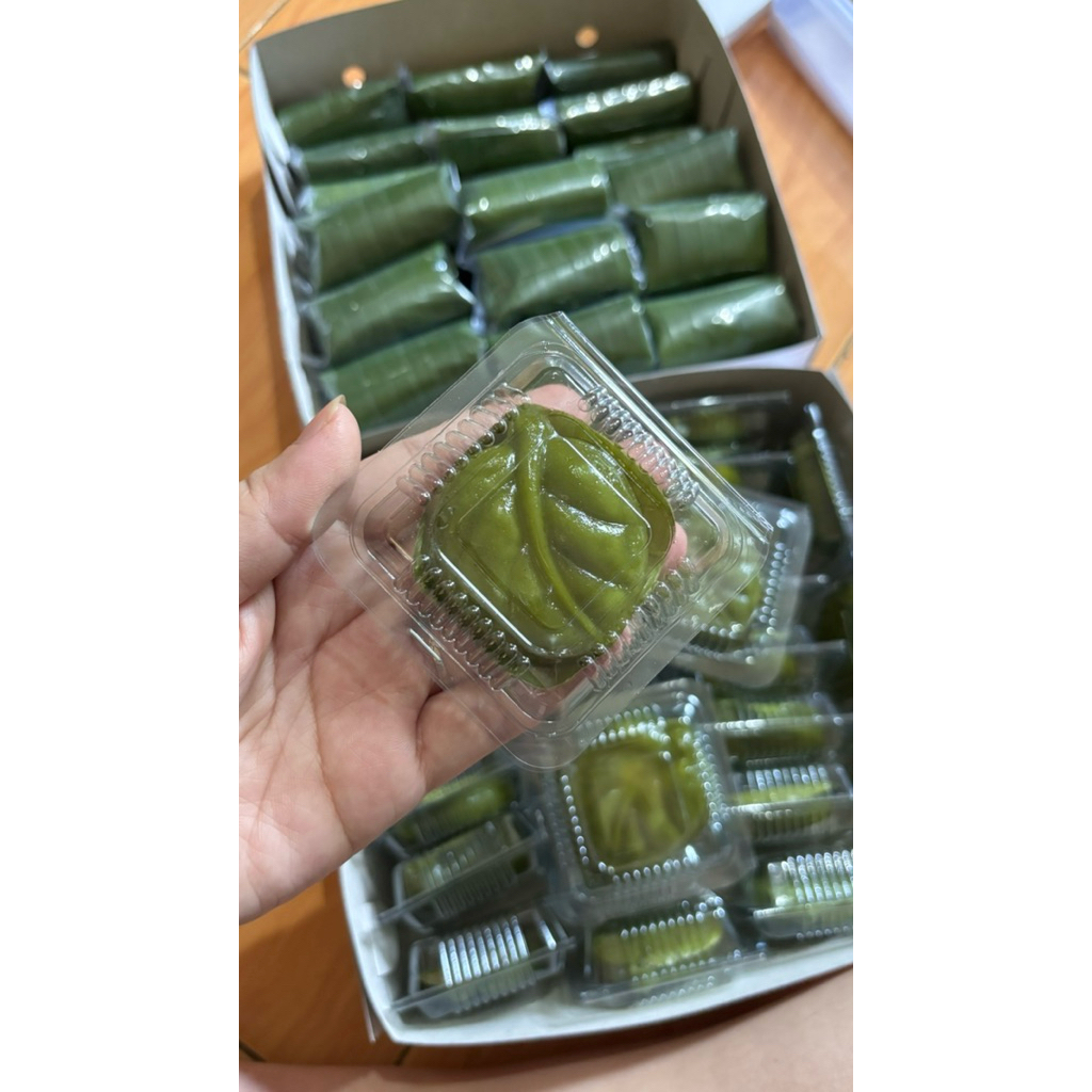 

Kue Basah / Kue Ku Isi Kacang Hijau