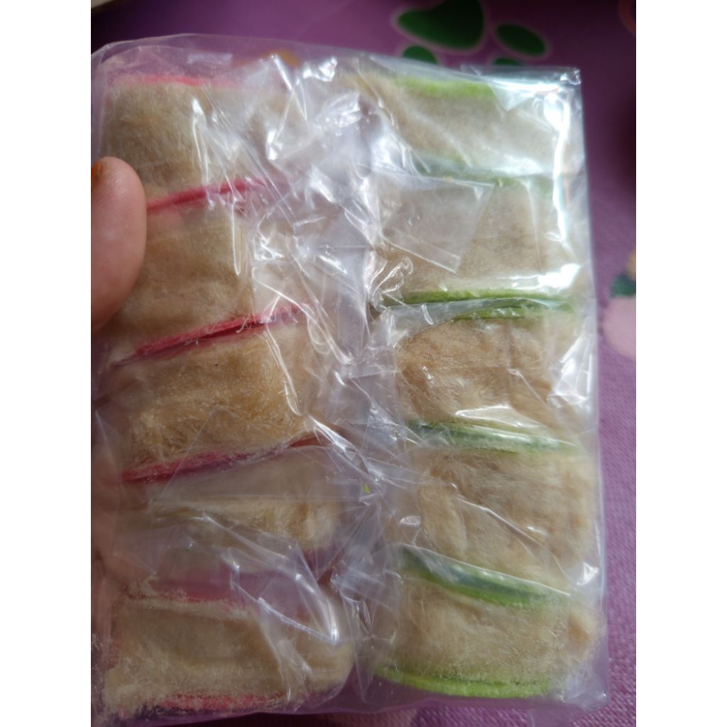 

ARUMANIS /RAMBUT NENEK TEBAL ISI 10PCS ADA KRUPUKNYA