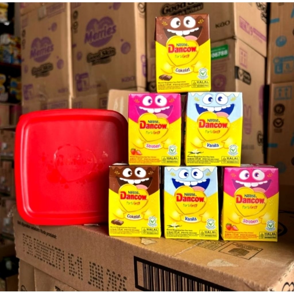 

Paket susu dancow UHT 110m X 6pc plus lunchbox