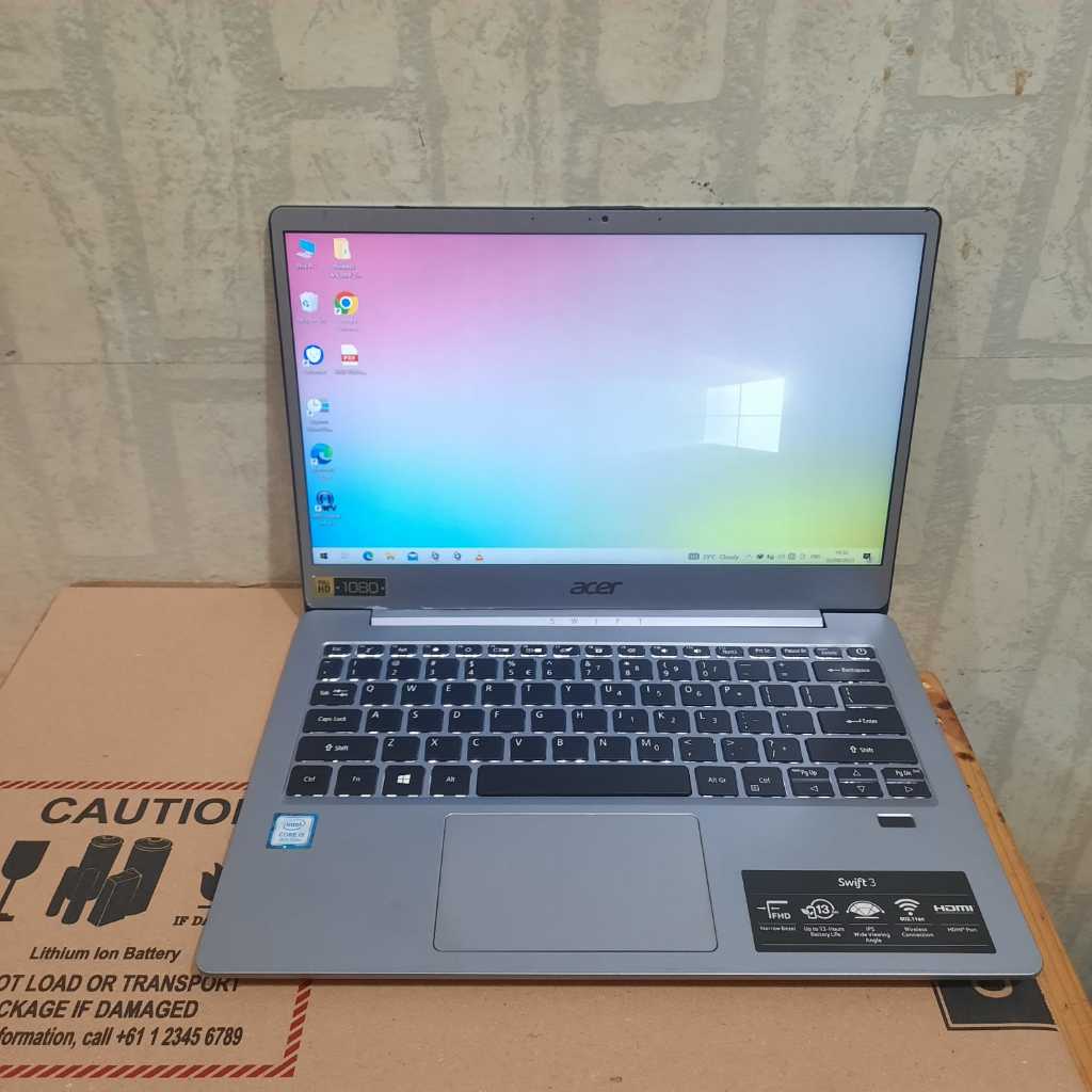 LAPTOP SECOND,Laptop Acer Swift 3 SF313 Oled, Super Slim, Backlight, Lengkap, Silver