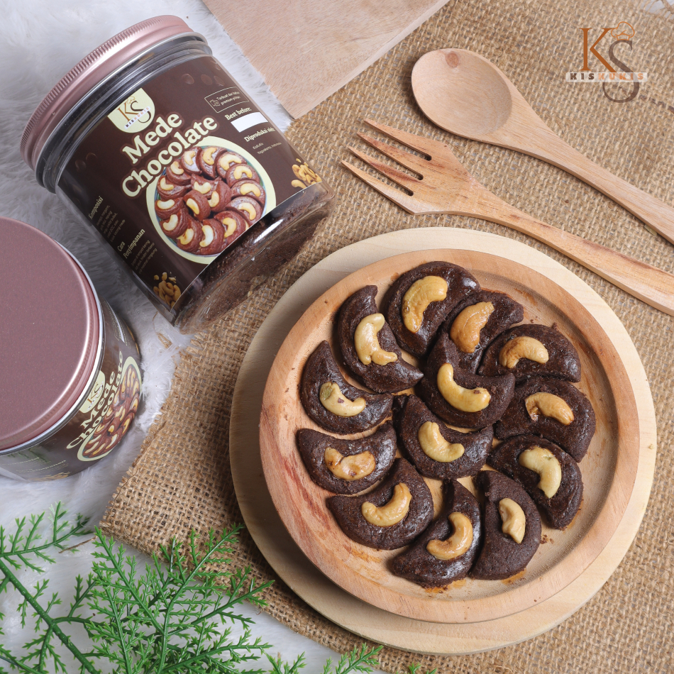 

KisKukis - Coklat Mete Kue Kering Roti Camilan Lebaran Natal Imlek Ramadhan Idul Fitri Mede Chocolate