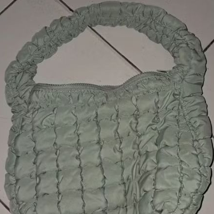 tas puffy (cos & tas china)