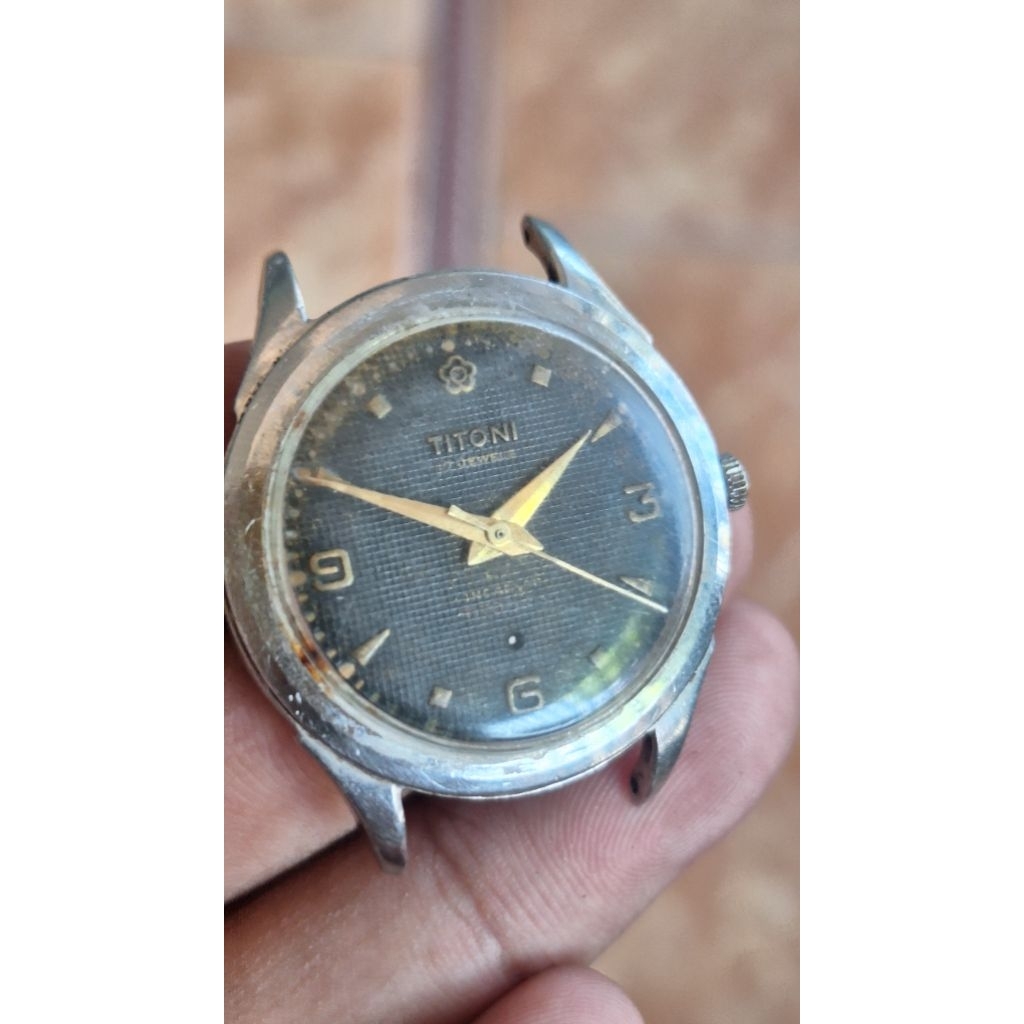 jam tangan TITONI TITOFLEX bahan