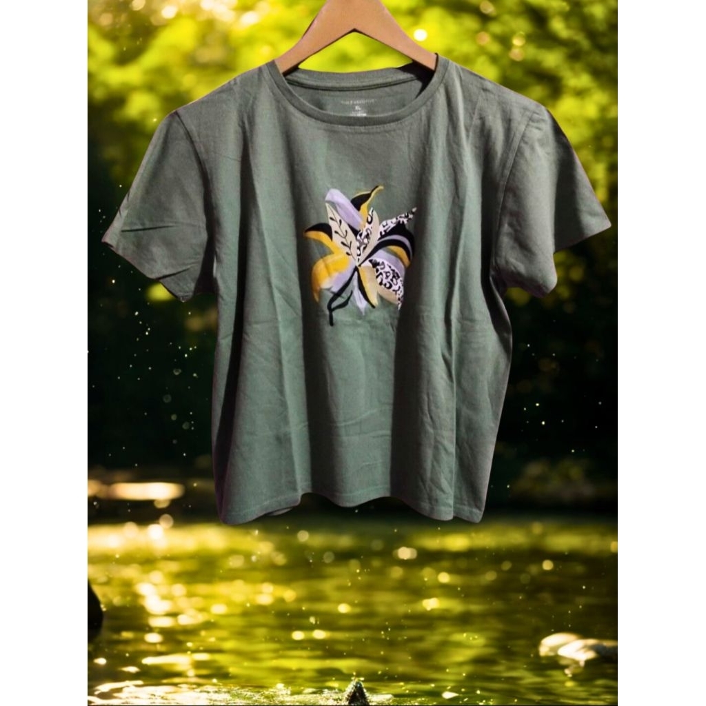 Kaos Wanita The Executive Original Preloved