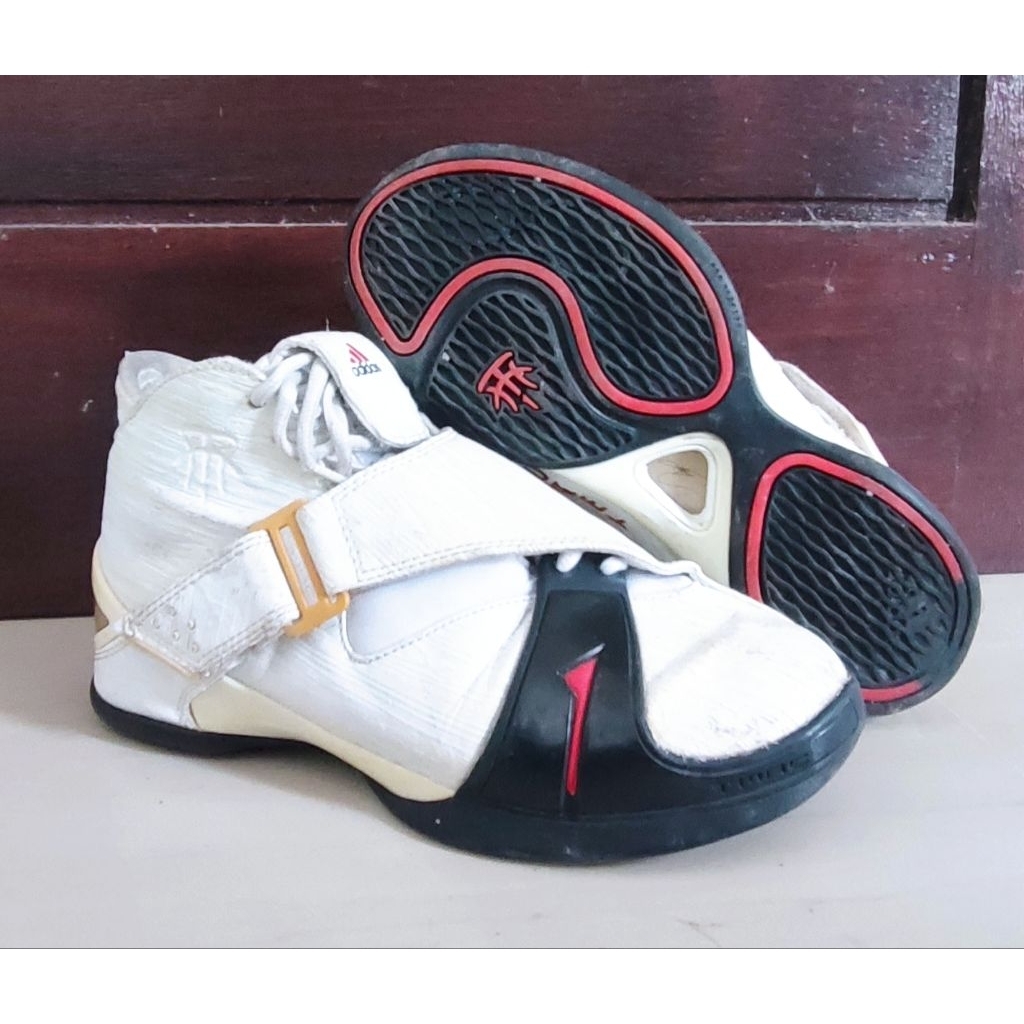 ADIDAS TMAC 5 VINTAGE