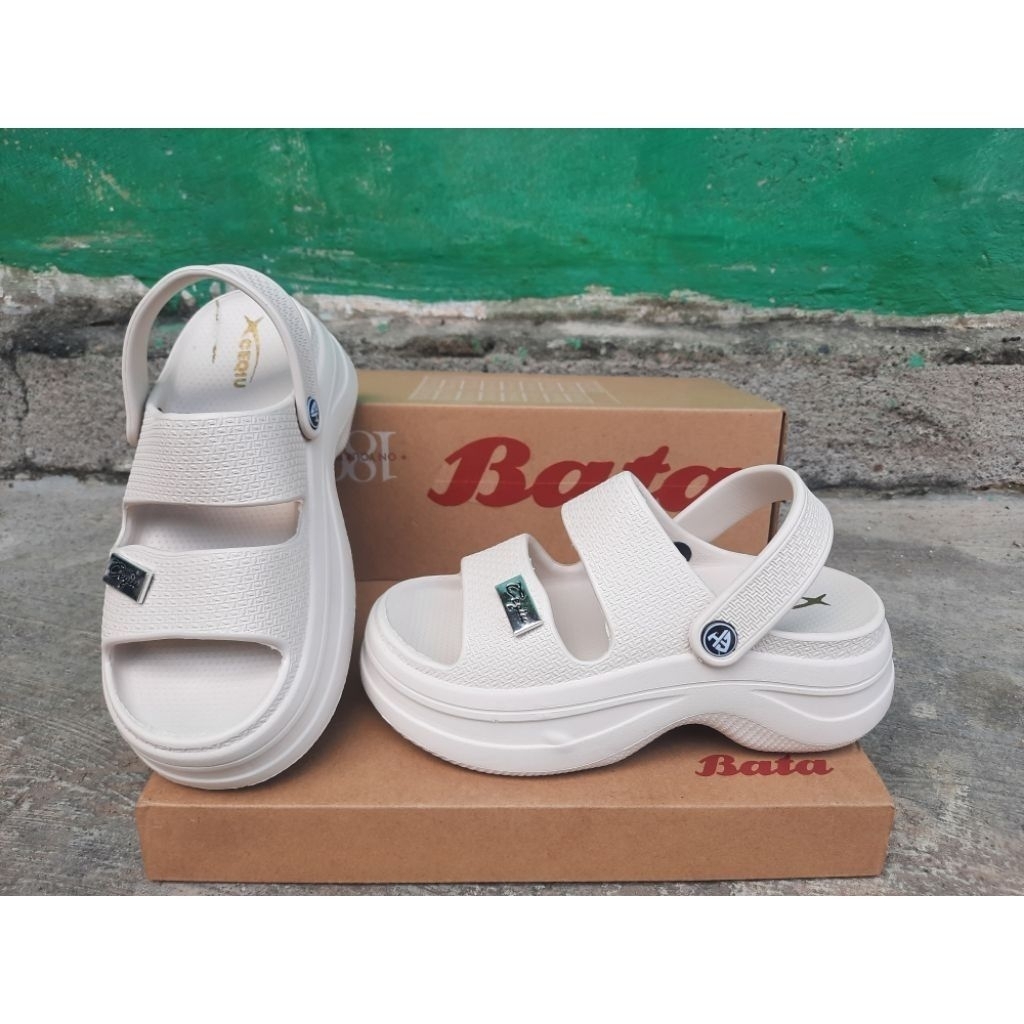 Exceqiu bata sandal slop karet wanita original 572