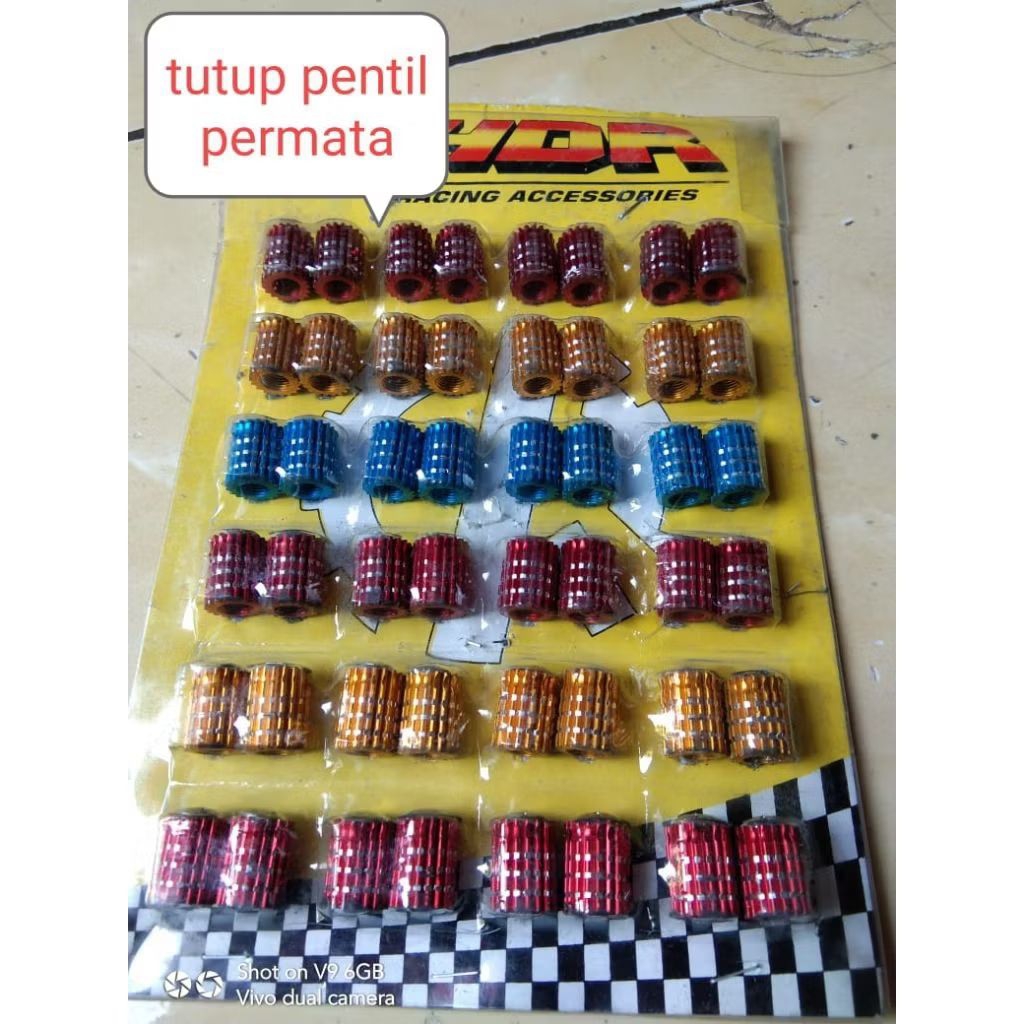 tutup pentil ban motor 2biji / tutup oentil 1set variasi / tutup pentil variasi / tutup pentil varia