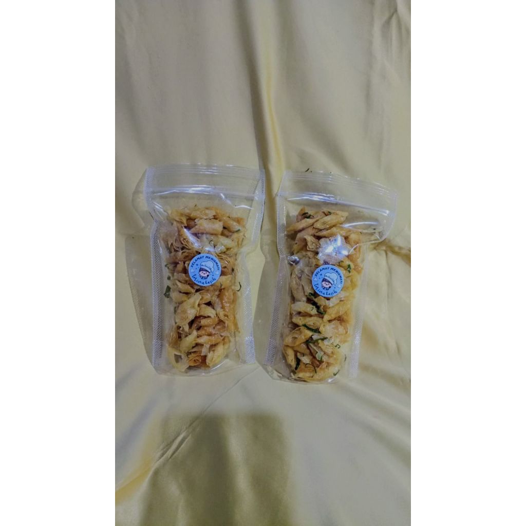 

Lumring(Lumpia kering) 110gr-200gr