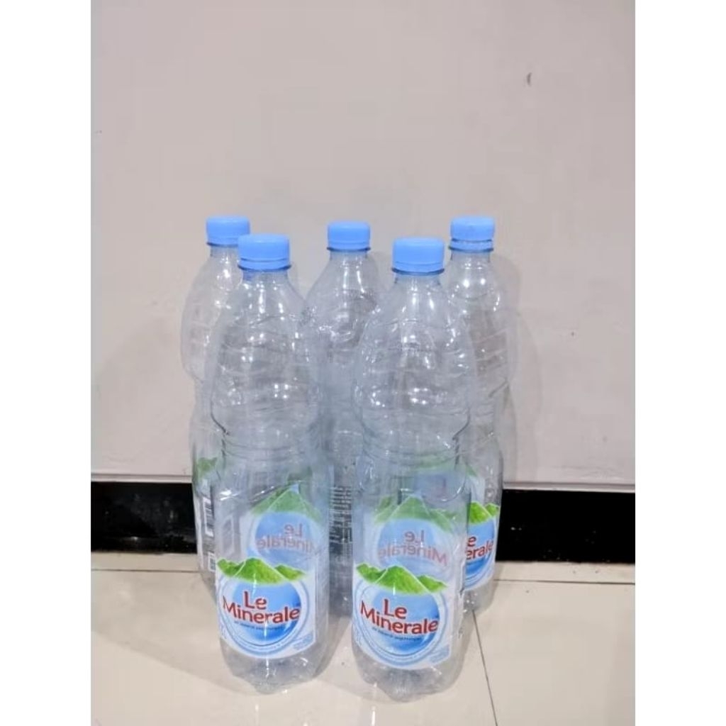 

Botol Bekas Lee Mineral 1,5 Liter Bersih Siap Pakai