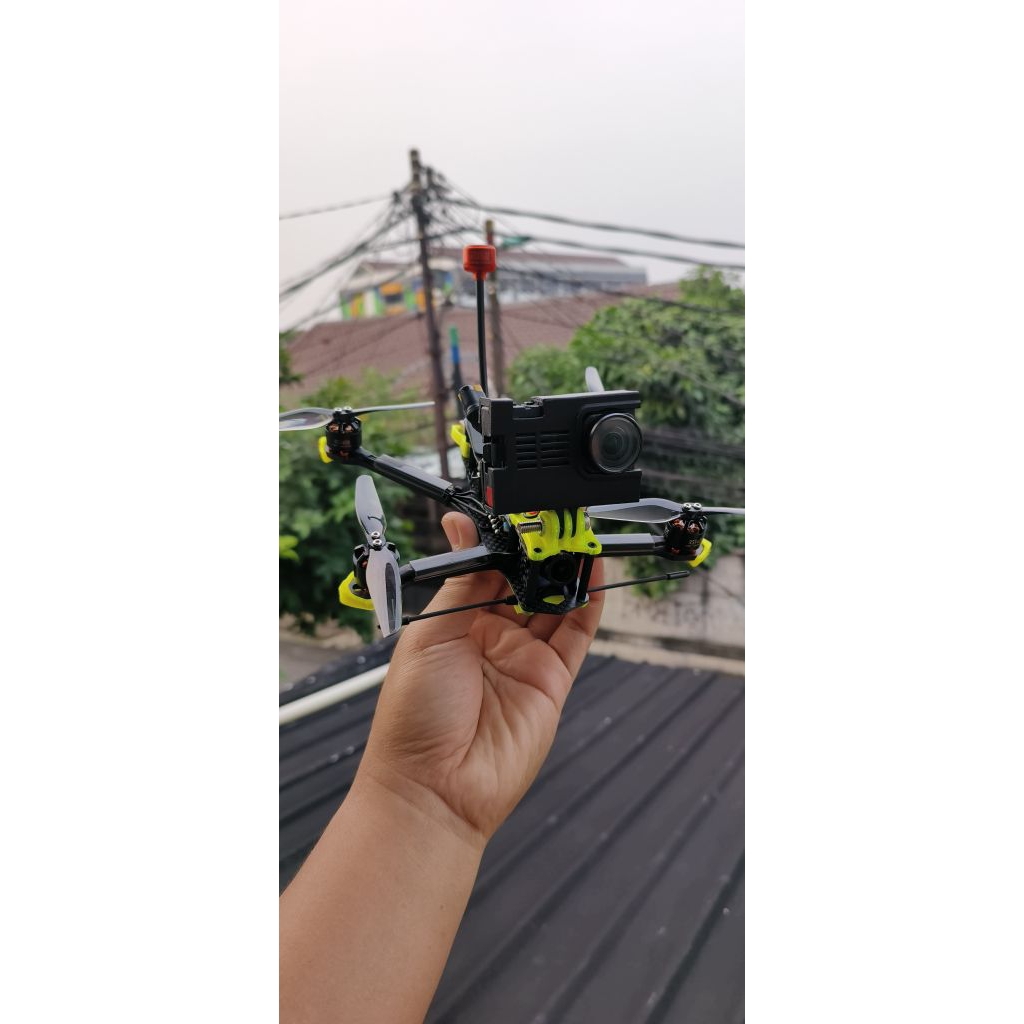 Drone FPV + Camera Insta 360