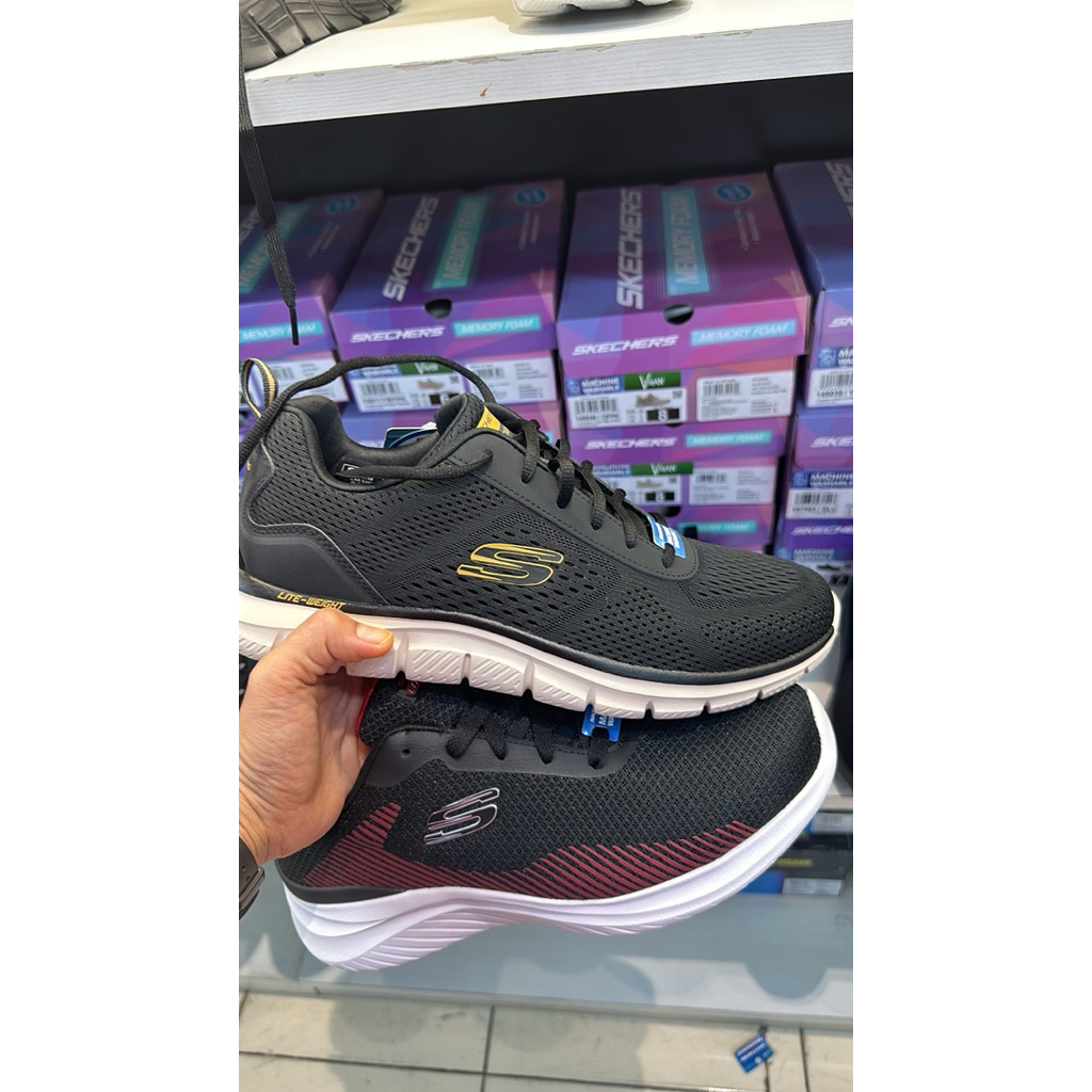 Skechers Men - Black