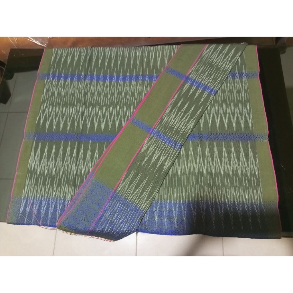 Hiou/ Ulos Simalungun.