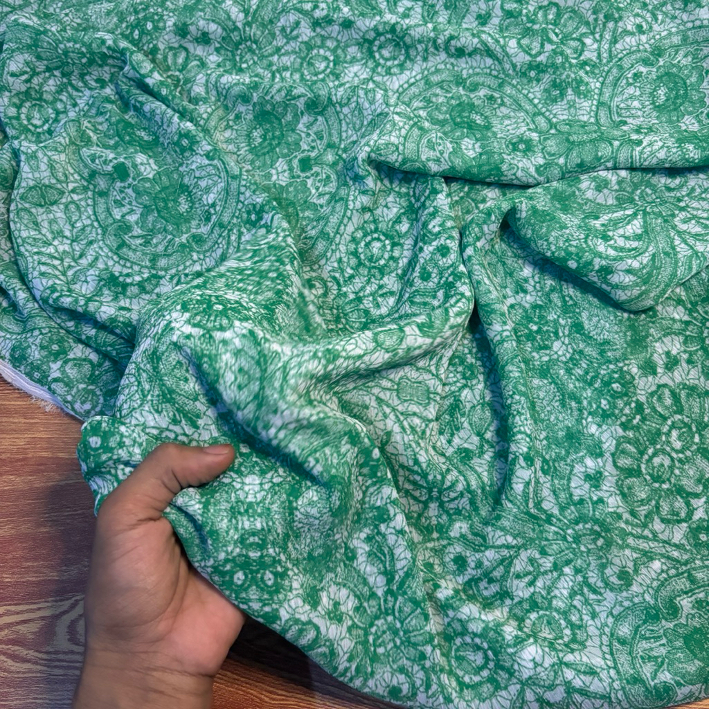 Kain Sifon Yoryu Renda Hijau – Motif Floral Vintage, Adem & Jatuh Jy