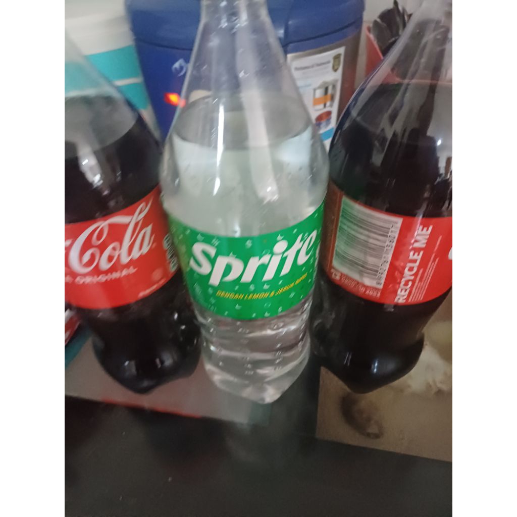 

softdrik minuman coca cola, sprite dan fanta 1500ml