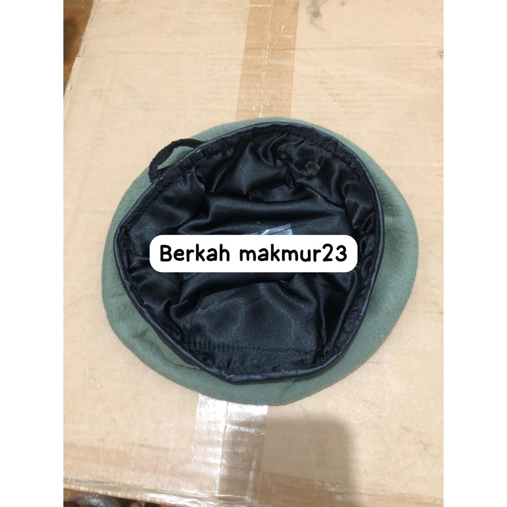 Topi baret satpol pp