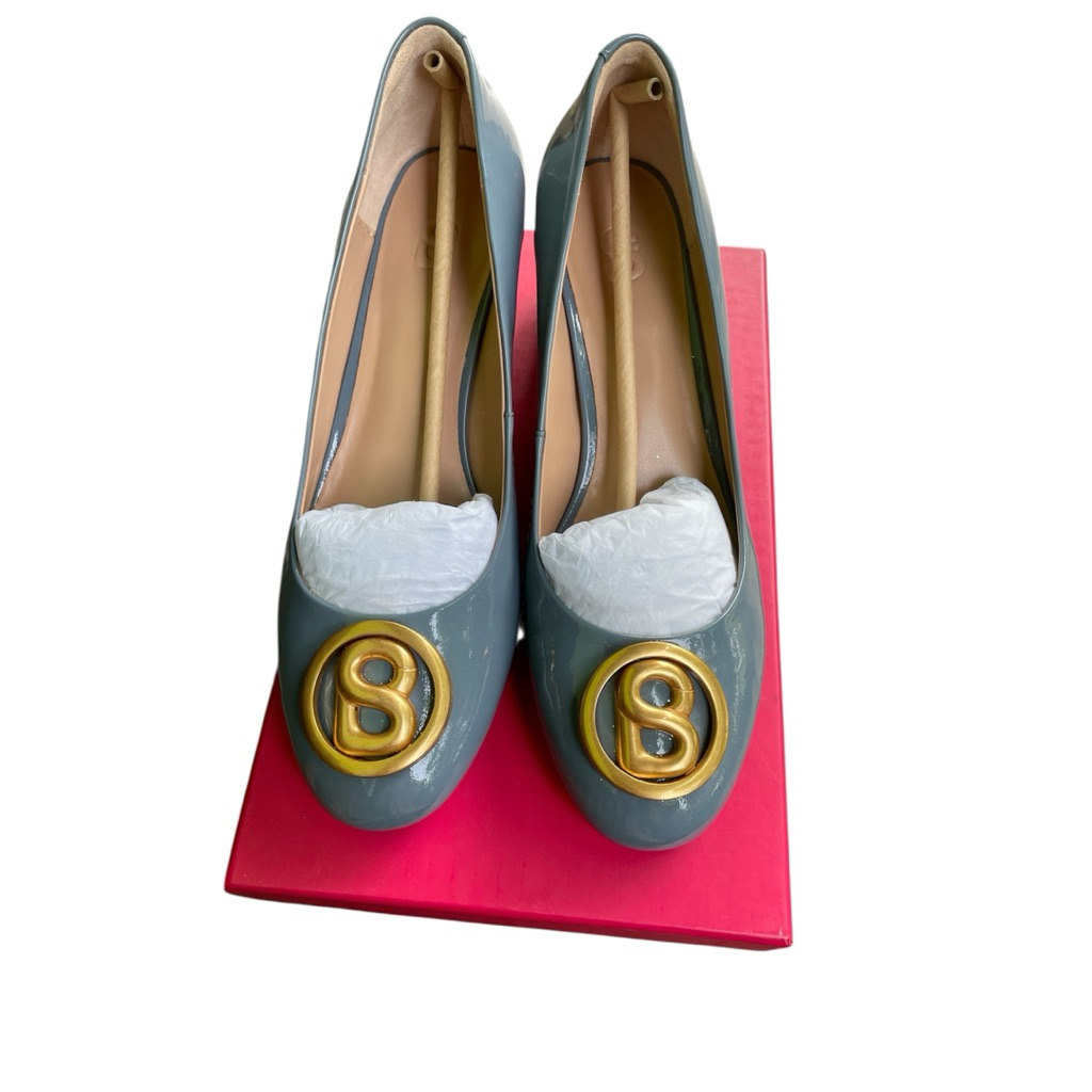 Preloved Button Scarves Elan block heels