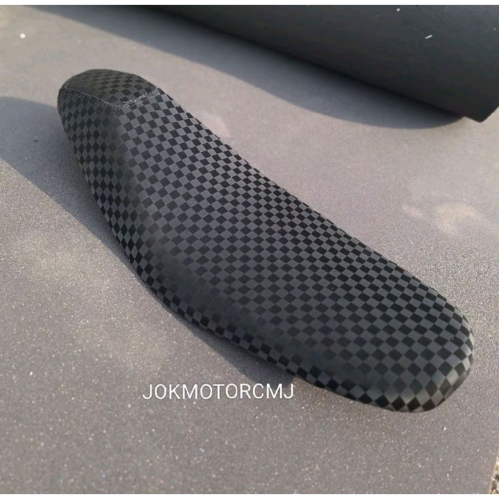 jok slim AG style satria Fu karbu/barong carbon catur 3D - jok satria Fu facelift slim catur kotak -