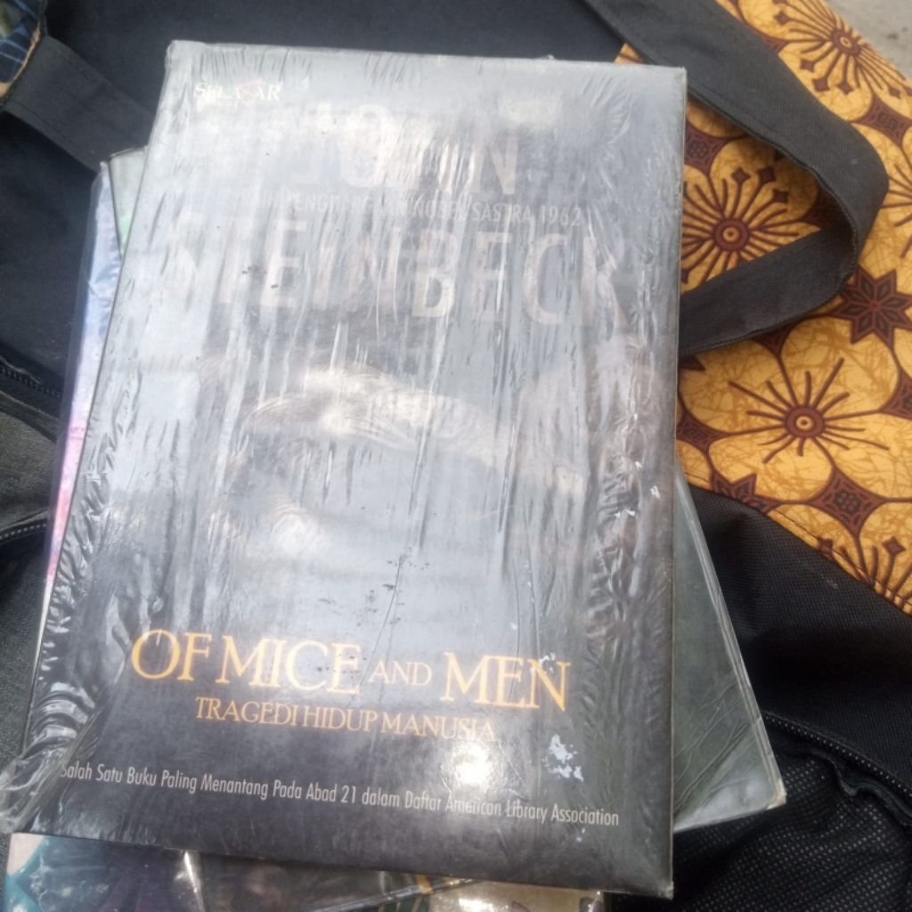 OF MICE and MEN/John Steinbeck